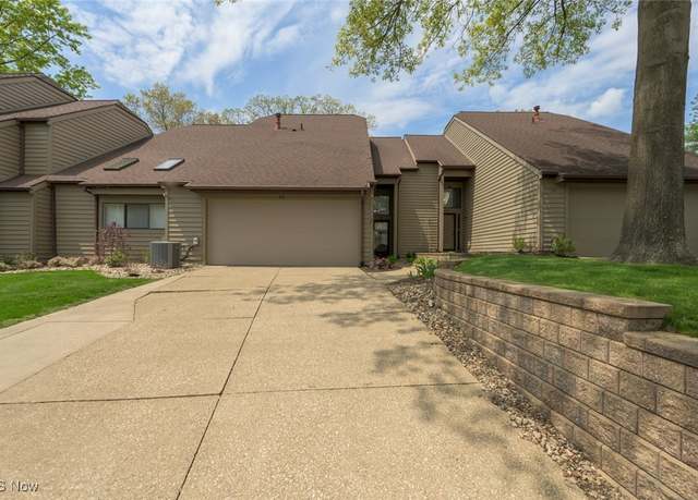 Property at 62 Starboard Cir #71, Akron, OH 44319, 2 beds, 2.5 baths