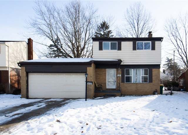 Property at 5621 Kenton Ave, Maple Heights, OH 44137, 3 beds, 1.5 baths