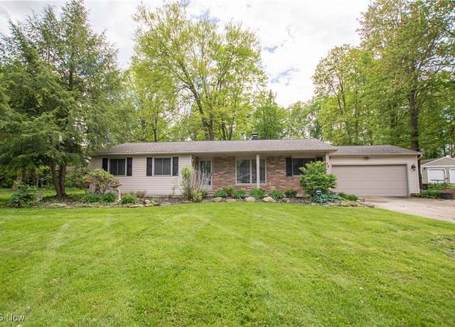 Property at 38 Springwood Rd, Northfield Center, OH 44067, 3 beds, 2.5 baths