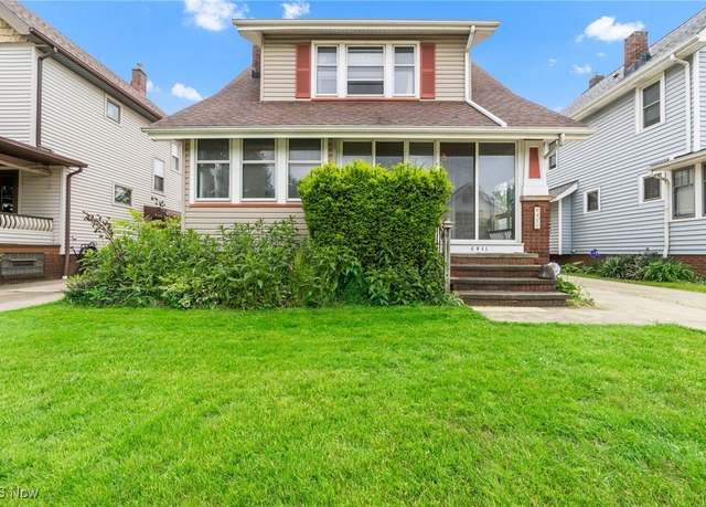 Property at 6411 Luelda Ave, Parma, OH 44129, 3 beds, 2 baths