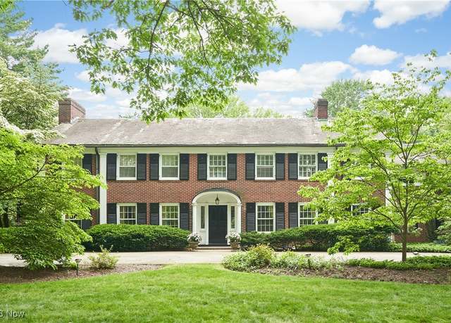 Property at 2166 Ridgewood Rd, Akron, OH 44313, 6 beds, 5.5 baths