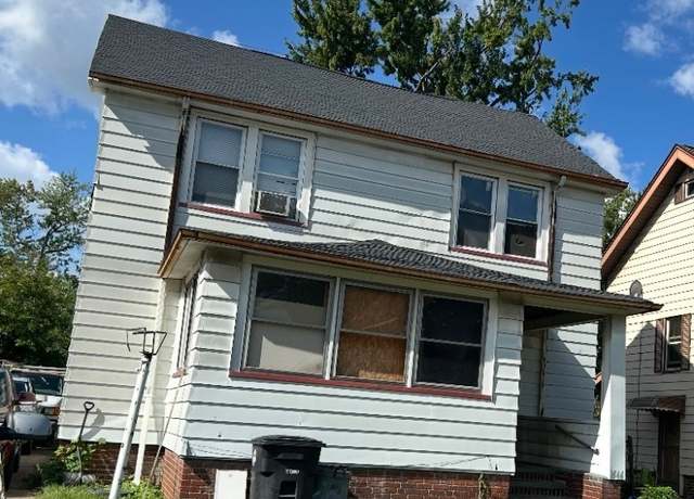 Property at 1614 Avalon Rd, Cleveland, OH 44112, 3 beds, 1 bath