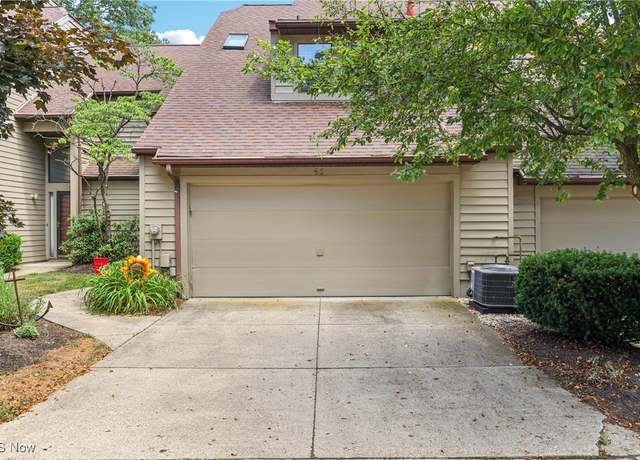 Property at 63 Starboard Cir, Akron, OH 44319, 2 beds, 2.5 baths