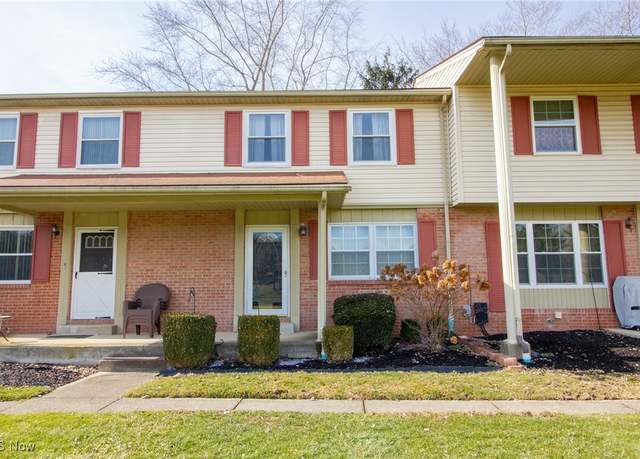 Property at 335 Carriage Ln, Canfield, OH 44406, 2 beds, 1 bath