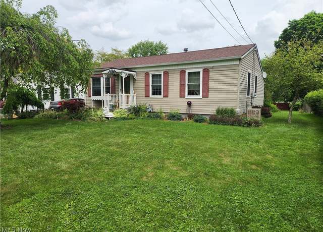 Property at 867 S 14th St, Sebring, OH 44672, 3 beds, 1 bath