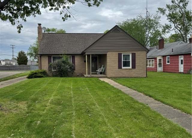 Property at 130 Manor Ave SW, Canton, OH 44710, 4 beds, 1 bath