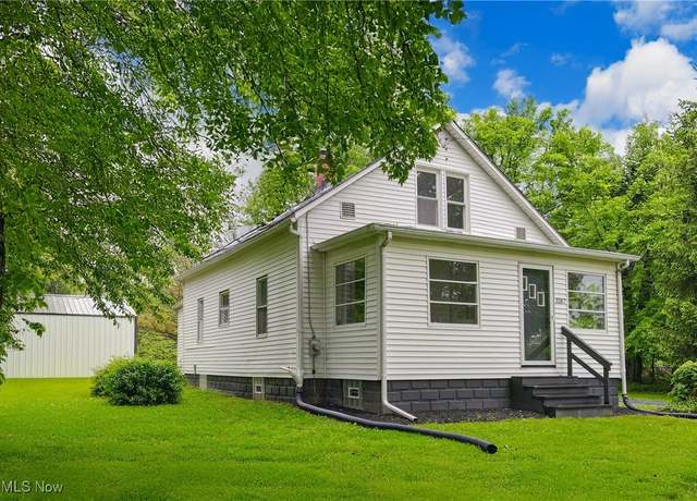 Property at 3187 Grenfall Rd, Barberton, OH 44203, 3 beds, 2 baths