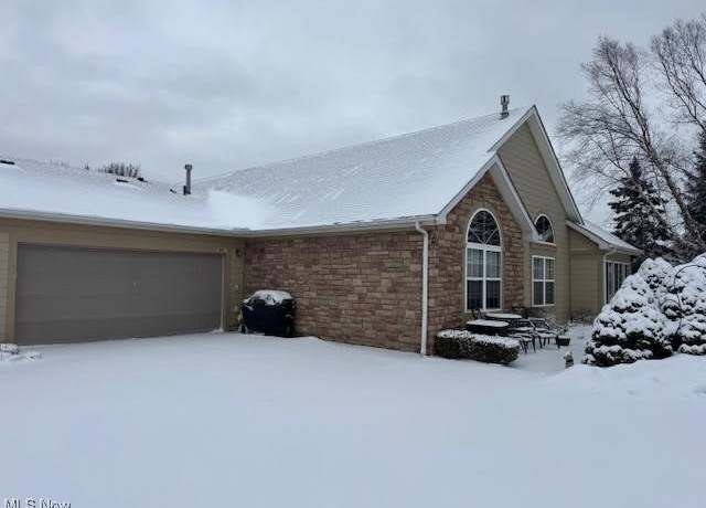 Property at 5580 Emerald Ridge Pkwy Unit C, Solon, OH 44139, 3 beds, 2 baths