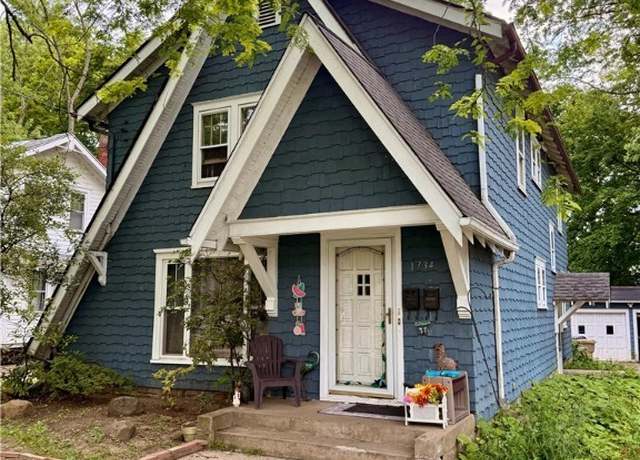 Property at 1734 19th St, Cuyahoga Falls, OH 44223, 4 beds, 2 baths