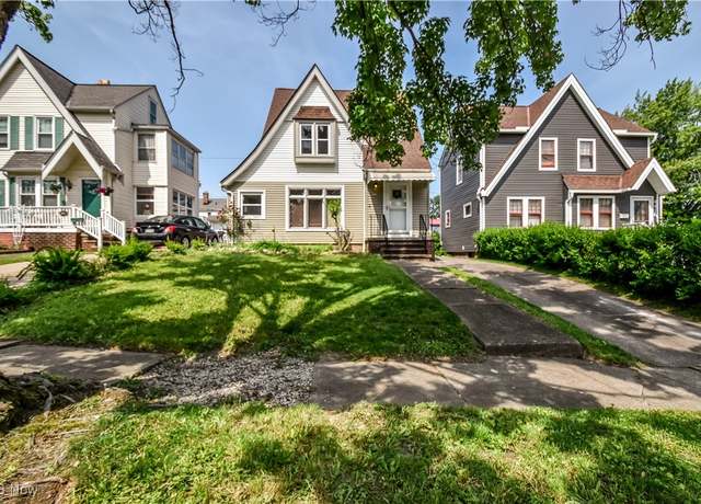 Property at 4420 W 60th St, Cleveland, OH 44144, 2 beds, 1 bath