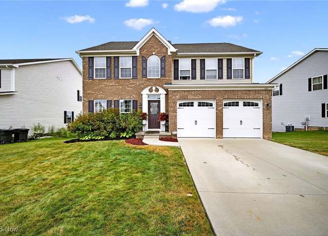 Property at 780 Hilliary Ln, Aurora, OH 44202, 4 beds, 3.5 baths