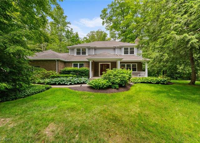 Property at 3881 Ravinewood Dr, Austinburg, OH 44010, 4 beds, 3 baths