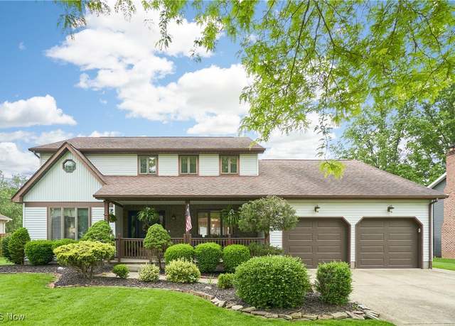 Property at 8386 Hilltop Dr, Poland, OH 44514, 4 beds, 2.5 baths