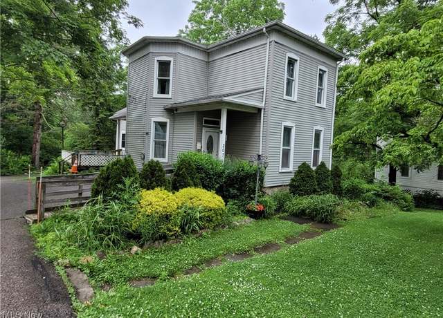 Property at 207 N Hambden St, Chardon, OH 44024, 4 beds, 2 baths
