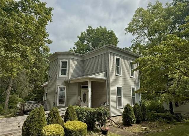 Property at 207 N Hambden St, Chardon, OH 44024, 4 beds, 2 baths