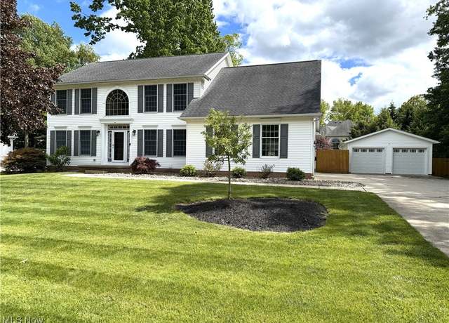 Property at 2761 Timberline Dr, Cortland, OH 44410, 4 beds, 2.5 baths