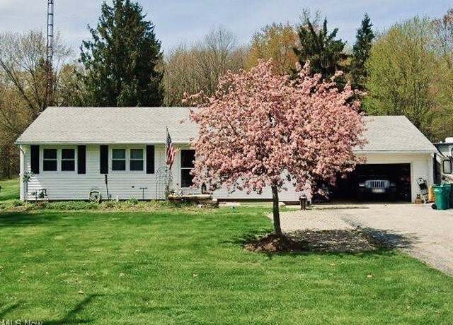 Property at 379 Wilson Mills Rd, Chardon, OH 44024, 3 beds, 2.5 baths