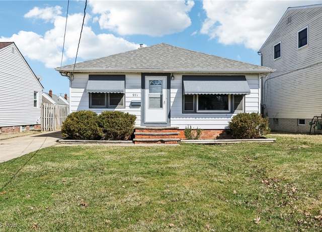 Property at 971 Worden Rd, Wickliffe, OH 44092, 3 beds, 1 bath