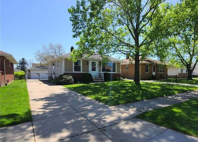 Property at 12204 Grannis Rd, Garfield Heights, OH 44125, 3 beds, 2 baths