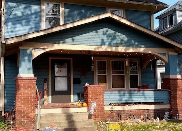 Property at 2829 2nd St NW, Canton, OH 44708, 3 beds, 2 baths