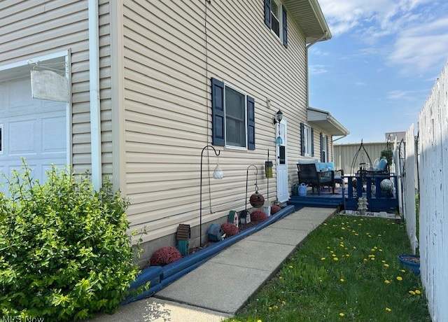 Property at 1845 Meadow Ln Unit B, Salem, OH 44460, 2 beds, 1.5 baths