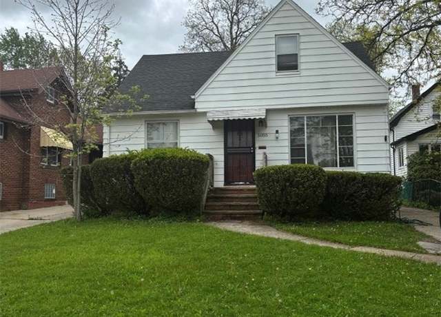 Property at 5055 Thomas St, Maple Heights, OH 44137, 3 beds, 1 bath