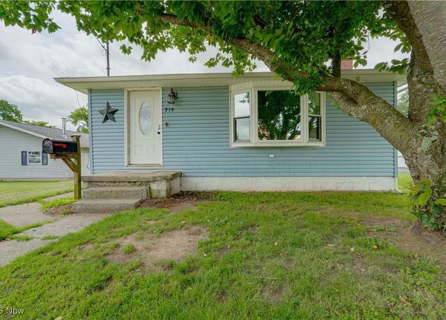 Property at 719 Pomeroy Pike, Belpre, OH 45714, 3 beds, 2 baths