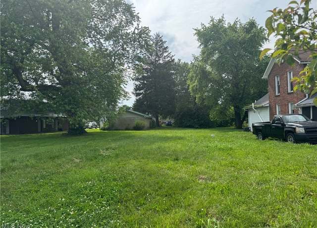 Property at 207 Buckingham St, Newark, OH 43055
