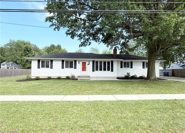 Property at 733 W Shore Blvd, Sheffield Lake, OH 44054, 3 beds, 3 baths