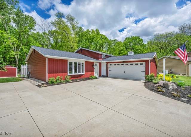 Property at 20150 Jefferson Ct, Strongsville, OH 44149, 3 beds, 2 baths
