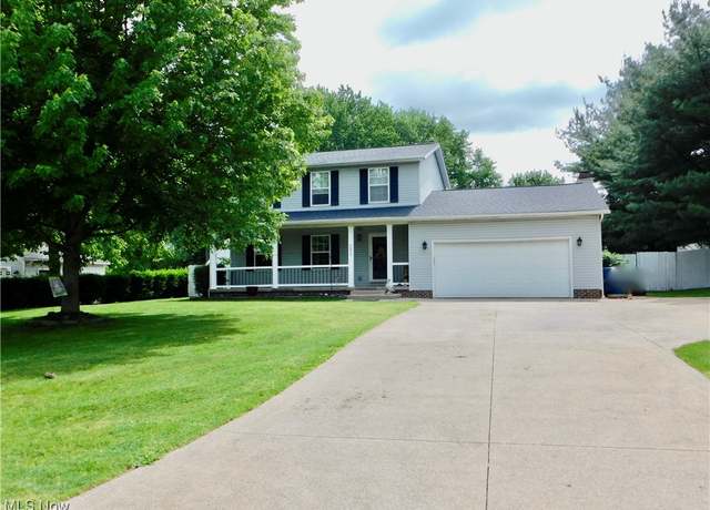 Property at 3875 Park Ridge Dr, Uniontown, OH 44685, 3 beds, 2.5 baths