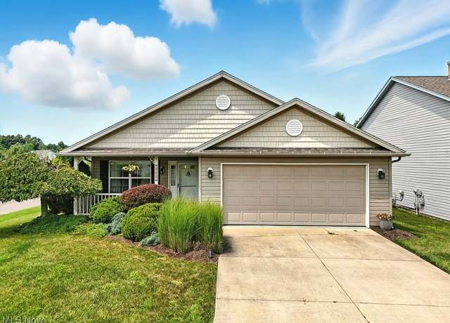 Property at 5335 Treeview Cir, Kent, OH 44240, 3 beds, 2 baths