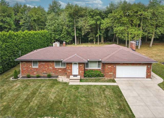 Property at 527 Spring Grove Dr, Tallmadge, OH 44278, 3 beds, 3 baths