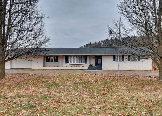 Property at 8615 Gilmore Rd SE, Gnadenhutten, OH 44629, 4 beds, 2.5 baths