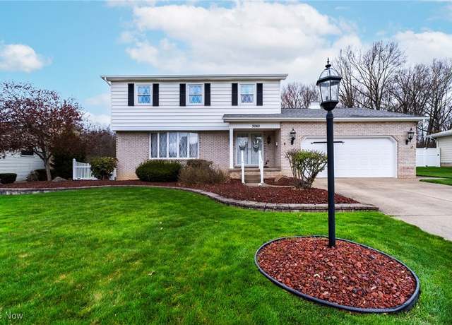 Property at 3060 Shalisma Dr, Youngstown, OH 44509, 3 beds, 2.5 baths