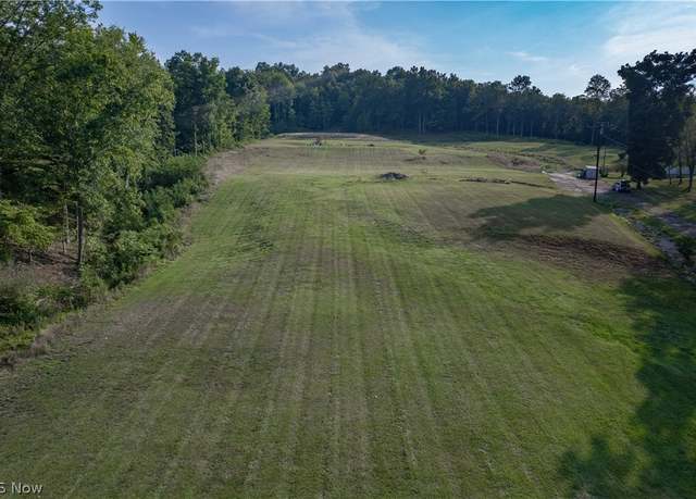 Property at 1099 Colegate Dr, Marietta, OH 45750