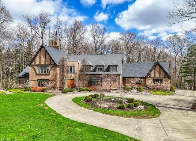 Property at 7385 Mcshu Ln, Hudson, OH 44236, 5 beds, 7 baths