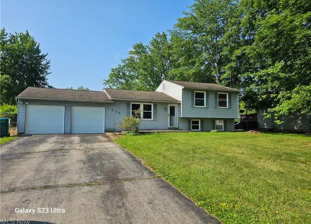 Property at 282 Stewart Ave NW, Warren, OH 44483, 3 beds, 2 baths