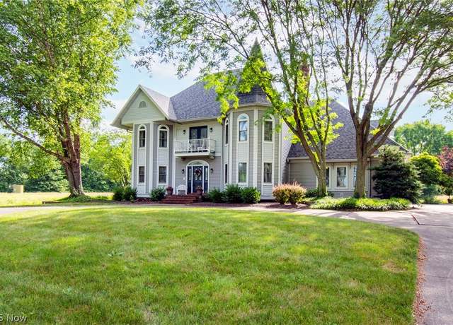 Property at 9111 Woodworth Rd, Boardman, OH 44452, 4 beds, 4 baths