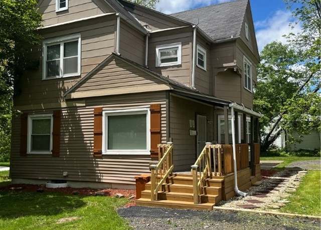Property at 1264 Diagonal Rd, Akron, OH 44307, 5 beds, 2 baths
