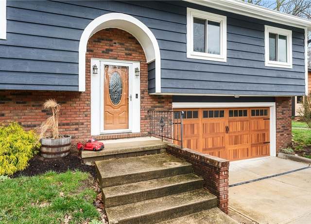 Property at 5749 Cardinal Dr, Mentor, OH 44060, 3 beds, 2.5 baths