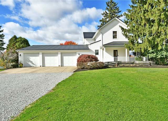 Property at 3230 Greenville Rd, Cortland, OH 44410, 3 beds, 2 baths