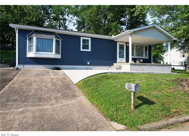 Property at 217 Minnich Ave NE, New Philadelphia, OH 44663, 2 beds, 2 baths