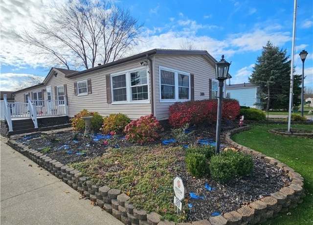 Property at 389 Sandtrap Cir, OH 44077, 3 beds, 2 baths