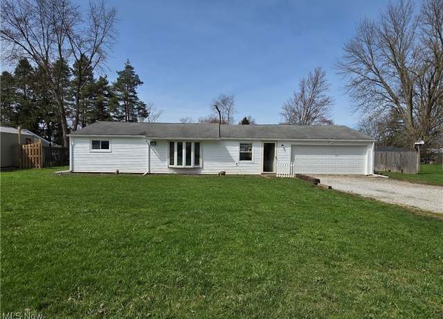 Property at 12763 Samuel Dr, Mantua, OH 44255, 2 beds, 1 bath