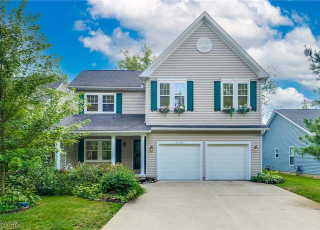 Property at 3108 Vermont Pl, Akron, OH 44312, 3 beds, 2.5 baths