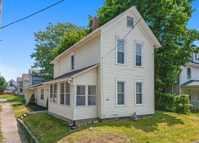 Property at 477 Allyn St, Akron, OH 44304, 5 beds, 3 baths