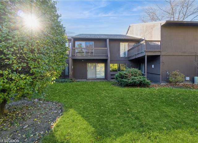 Property at 3725 Mayfield Rd, Cleveland Heights, OH 44121, 2 beds, 1 bath