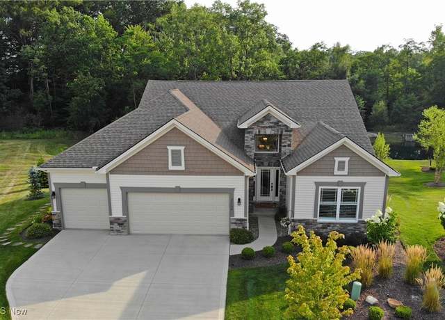 Property at 22134 Olde Creek Trl, Strongsville, OH 44149, 3 beds, 3 baths
