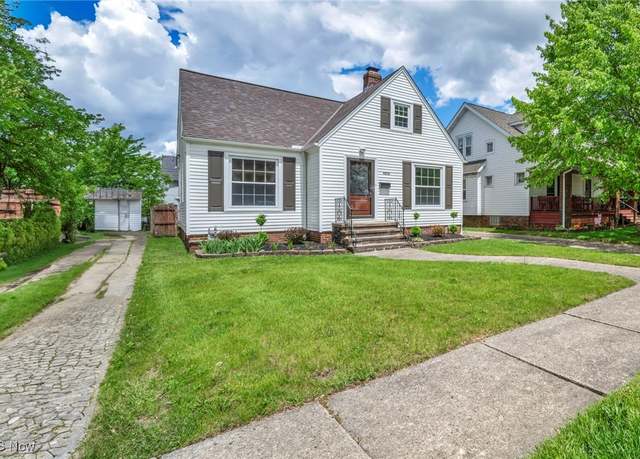 Property at 6910 Brownfield Dr, Parma, OH 44129, 3 beds, 2 baths
